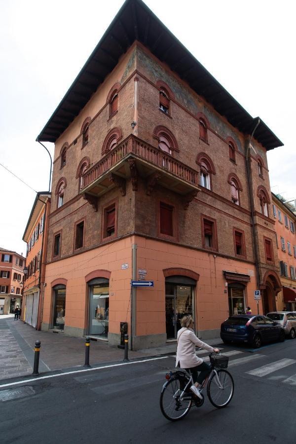 شقة 45 - Tourist House Bologna Oberdan - Self Check-In المظهر الخارجي الصورة